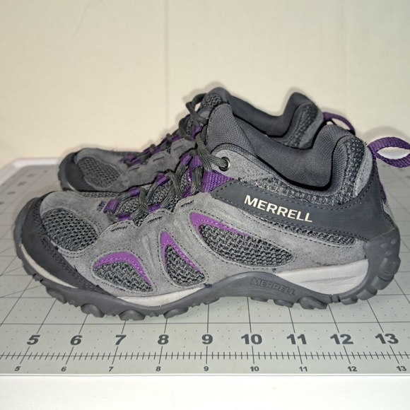 COPY - LIKE NEW WORN TWICE Merrell Women's Yokota 2 Hiking Shoe GREY/PURPLE SUE… - Picture 5 of 6
